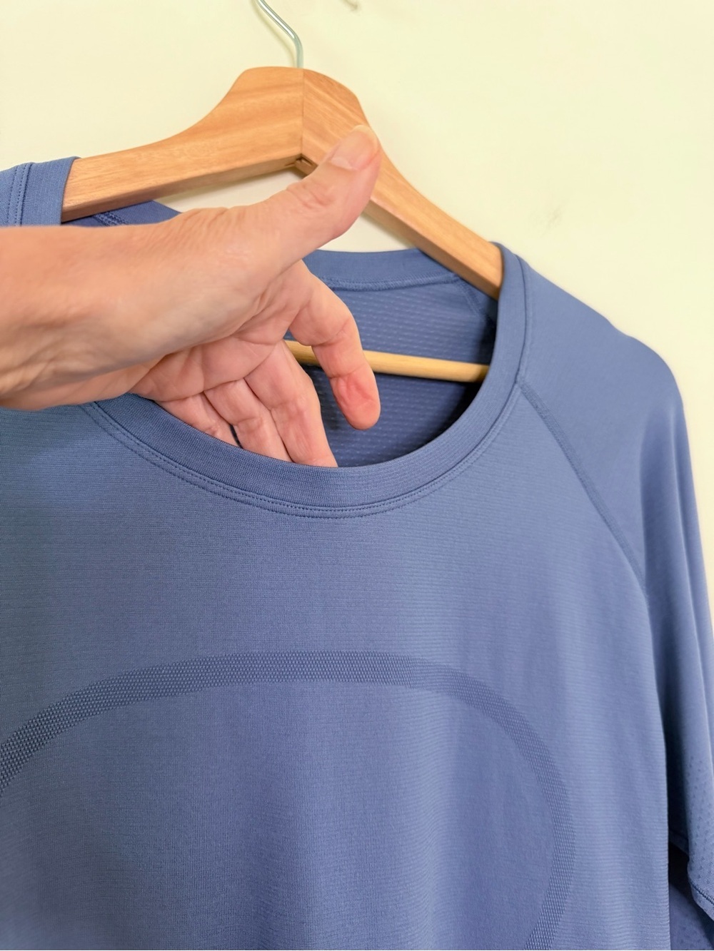 Lululemon Swiftly Tech Long-Sleeve Shirt 2.0
Hip Length gym running size 14 - Picture 3 of 8